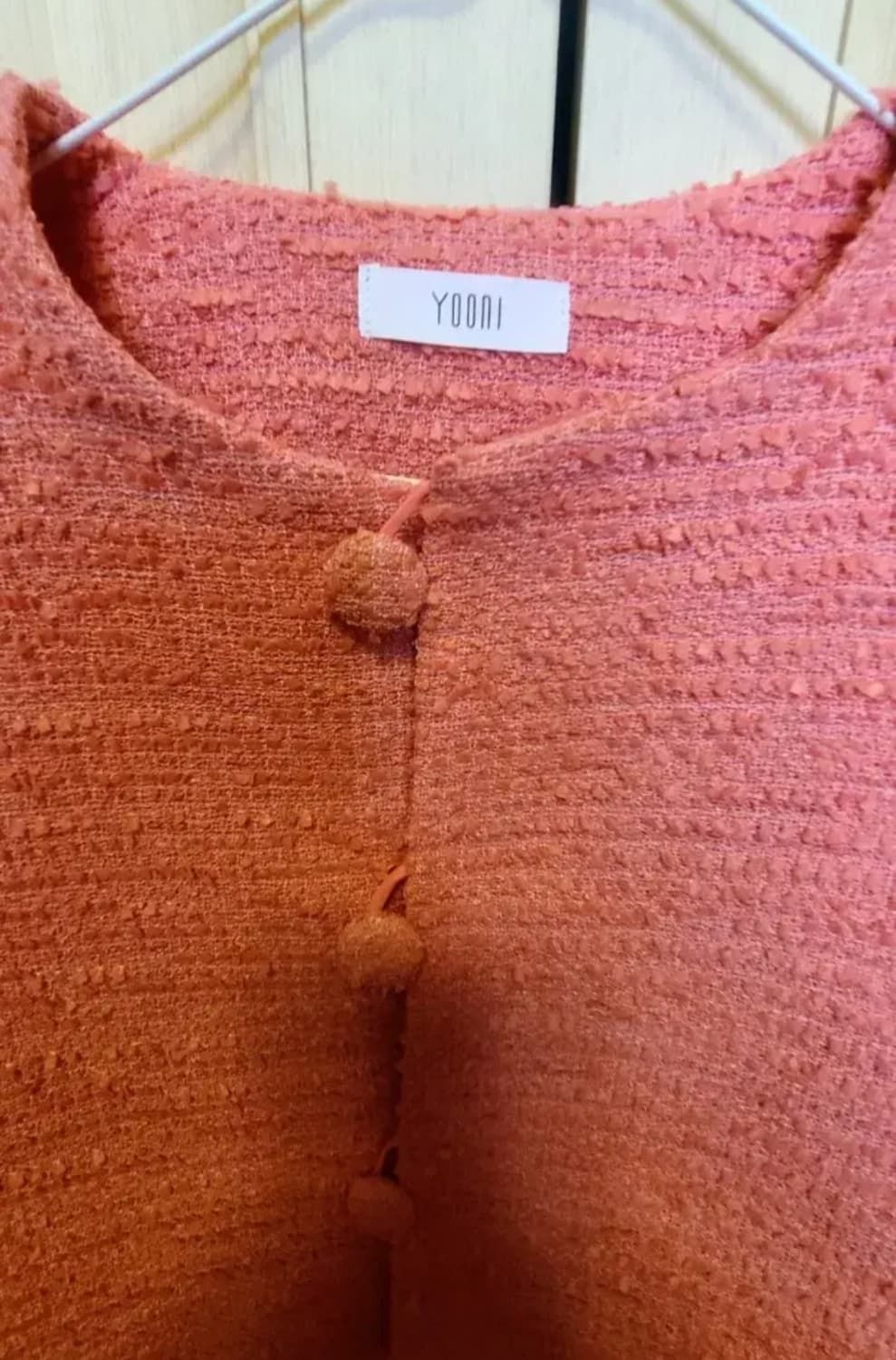 디자이너 브랜드 'YOONI(유니)'의 핑크 트위드 반팔 크롭 자켓 상품이미지2