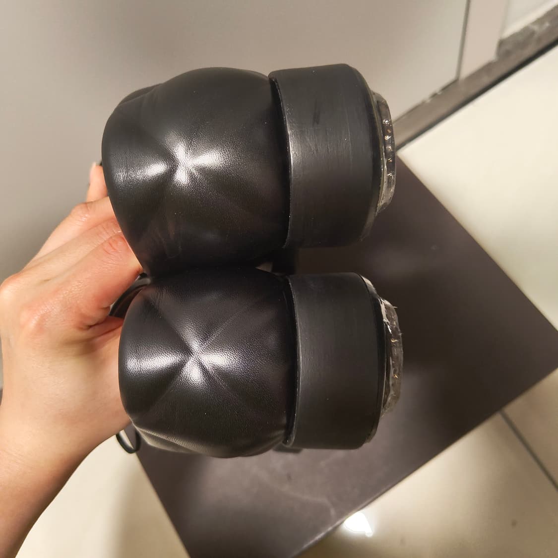 보테가베네타 퀼팅 더비 42.5 상품이미지7