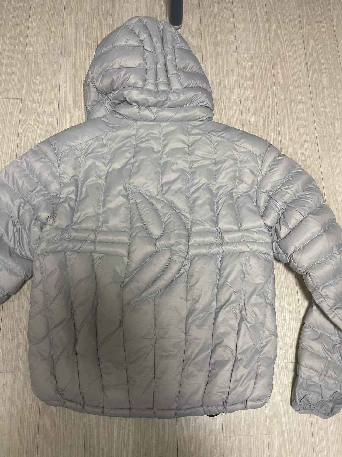 새상품급 디서먼트 경량패딩 m  판매 노스페이스 랩 아크테릭스 벤투스 상품이미지3