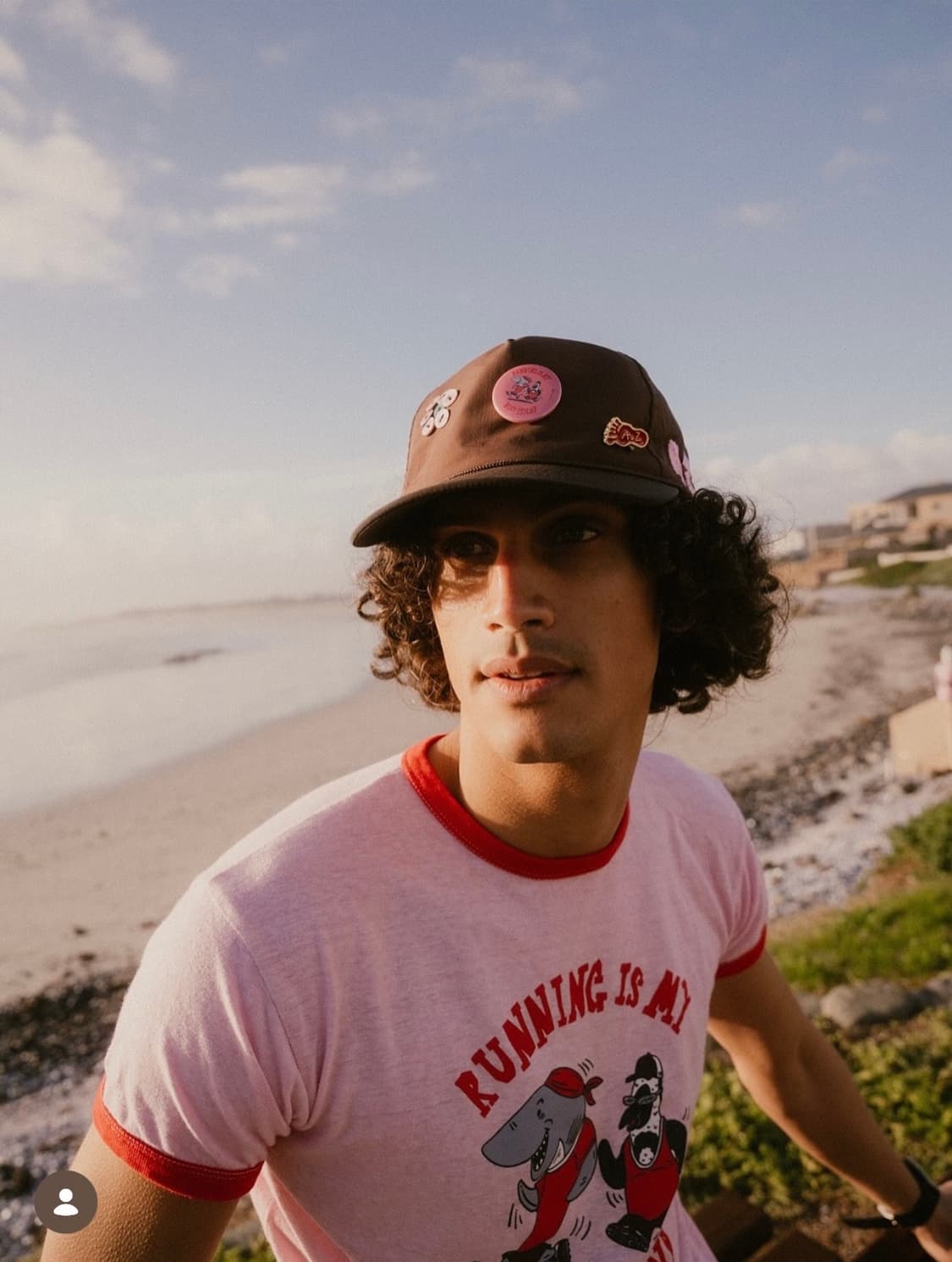 [OS] 알렉스 조노 러닝 이즈 마이 베스트 프렌드 트러커 브라운 핀 상품이미지3