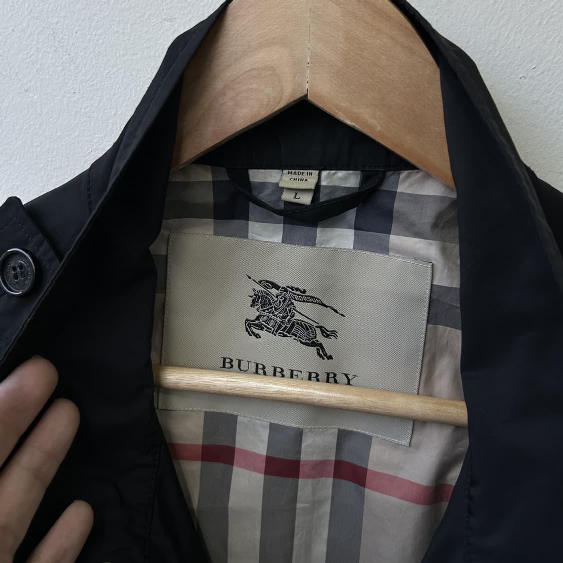 15329 - 버버리 블랙 나일론 자켓 상품이미지3
