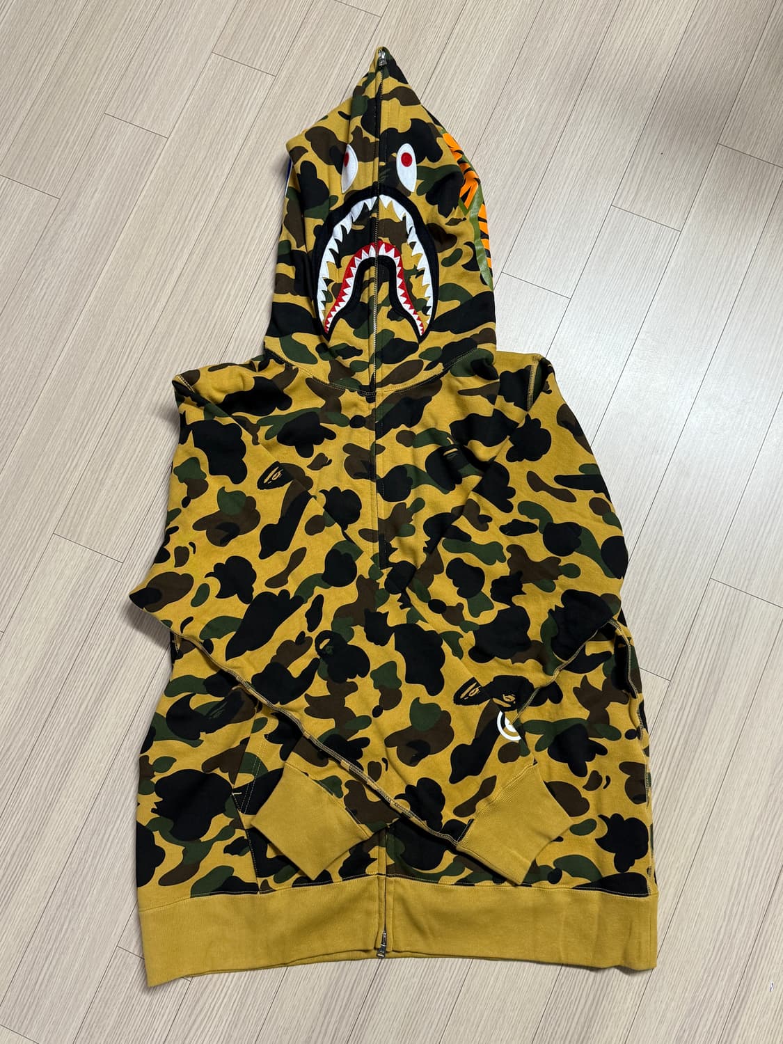 BAPE 베이브 샤크 후드집업 새상품 상품이미지2