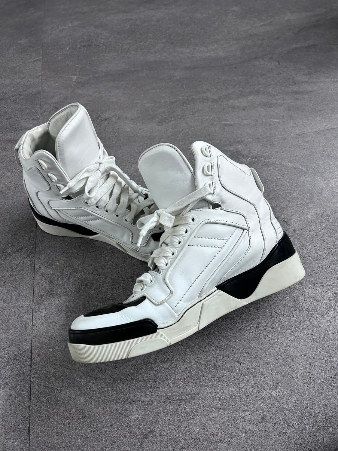 지방시 타이슨 하이탑 블랙&화이트 상품이미지4