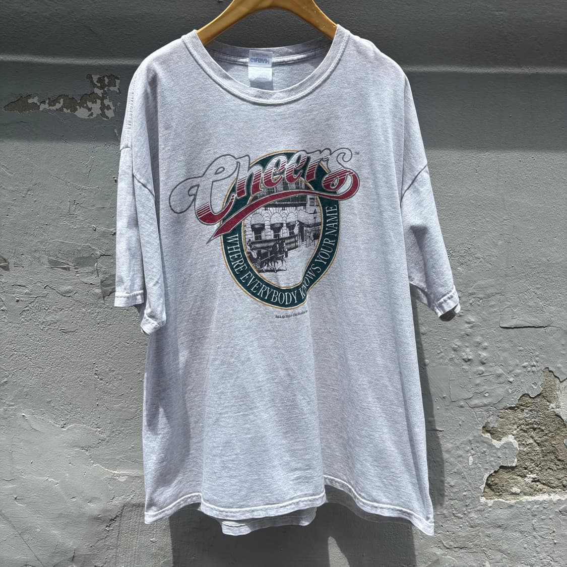 (00s Gildan) 오피셜 Cheers 레트로 빈티지 그래픽 티 상품이미지2