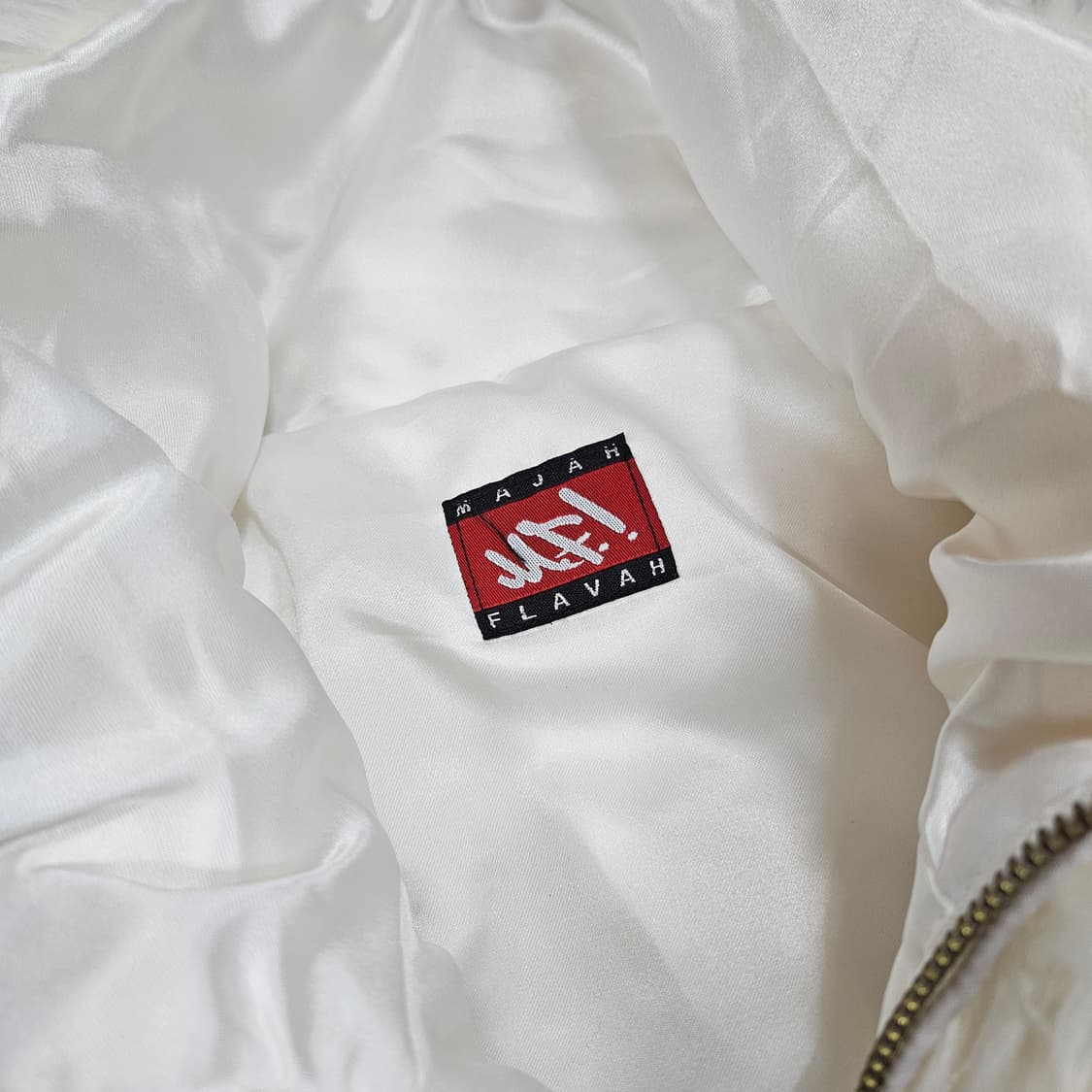 마자플라바(MAJAH FLAVAH) Y2k 빽로고 스타디움 숏 자켓 상품이미지6