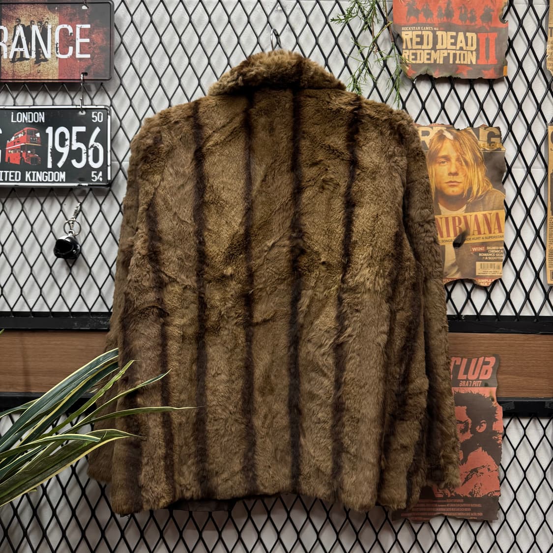 90s 발망 리버시블 토끼 퍼자켓 실크 퀼팅 자켓 브라운 상품이미지2