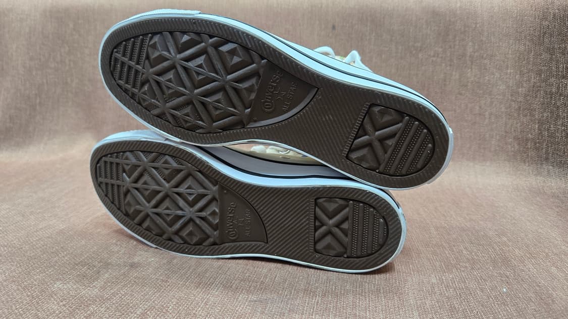 컨버스 미착용 240mm-  꽃 자수 하이 스니커즈 아이보리 상품이미지6