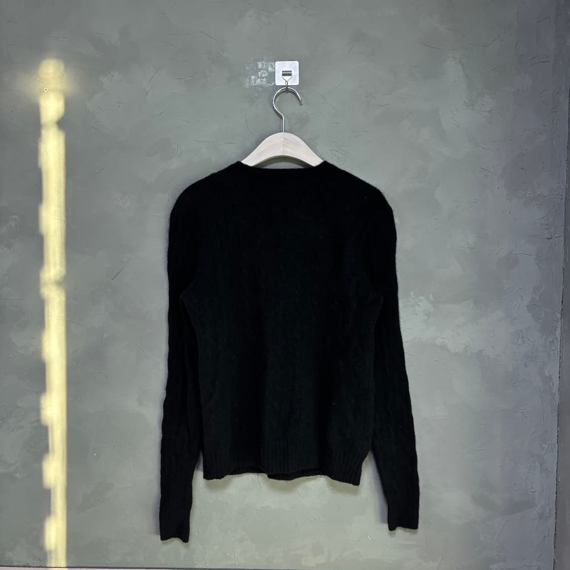 폴로 랄프로렌 울 캐시미어 꽈배기 니트 블랙 상품이미지4