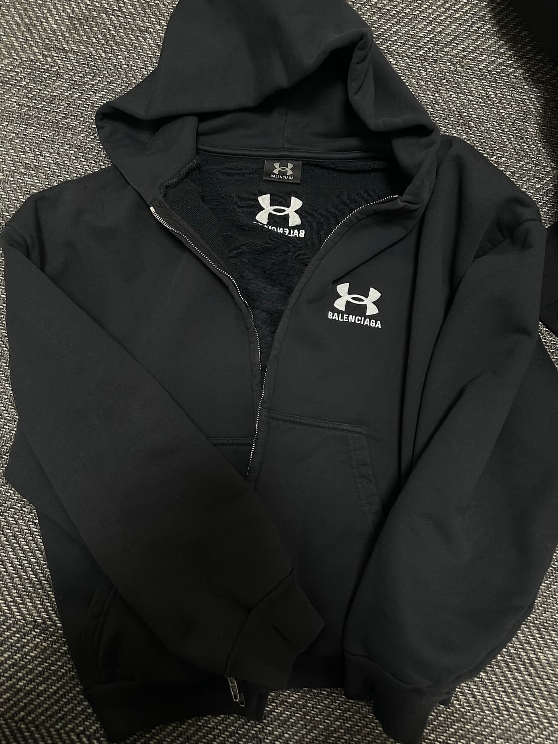 [M] 발렌시아가 언더아머 후드집업 상품이미지2