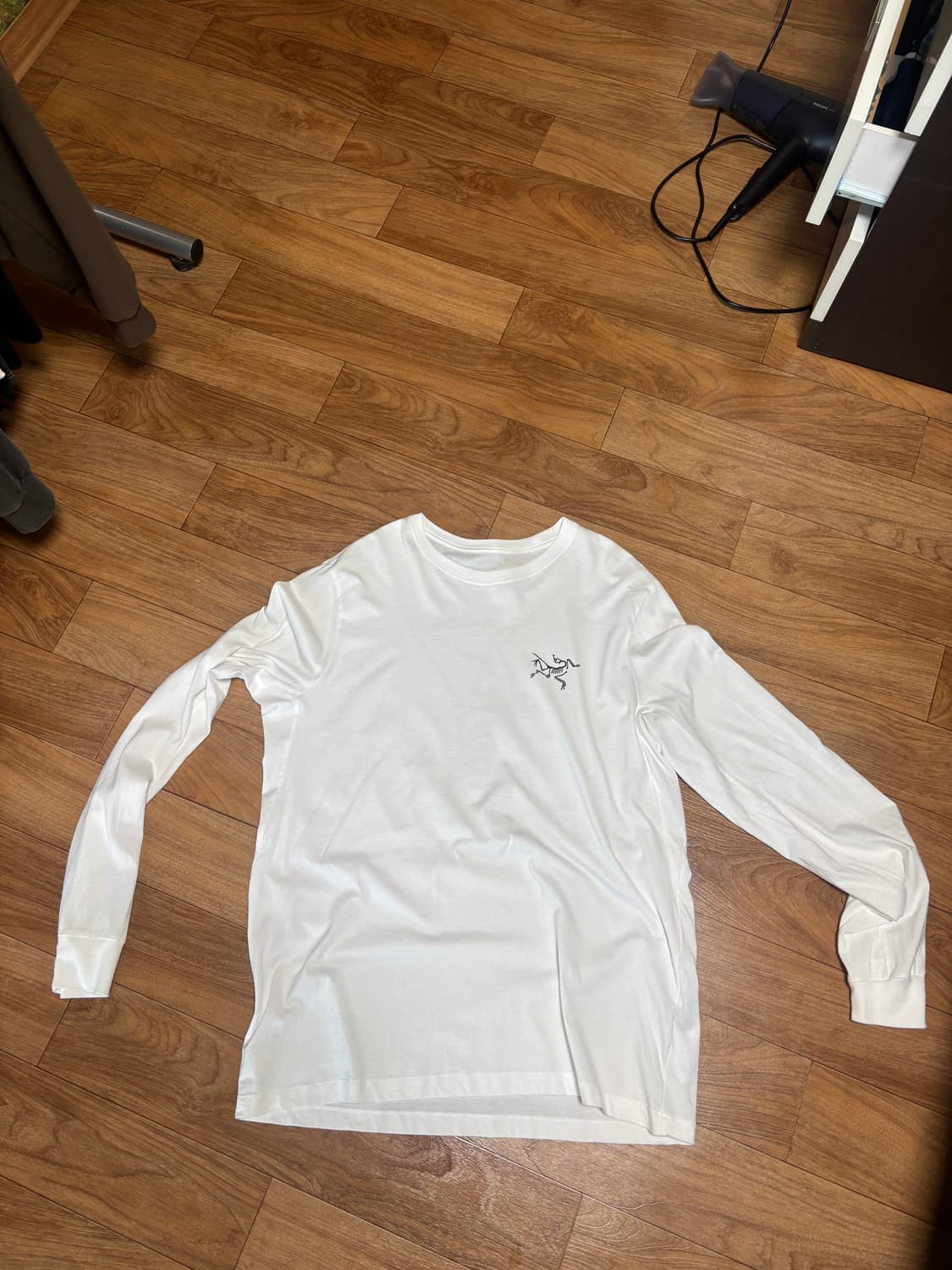 아크테릭스 아크멀티 버드 로고 롱슬리브 티셔츠 화이트 라이트 상품이미지2