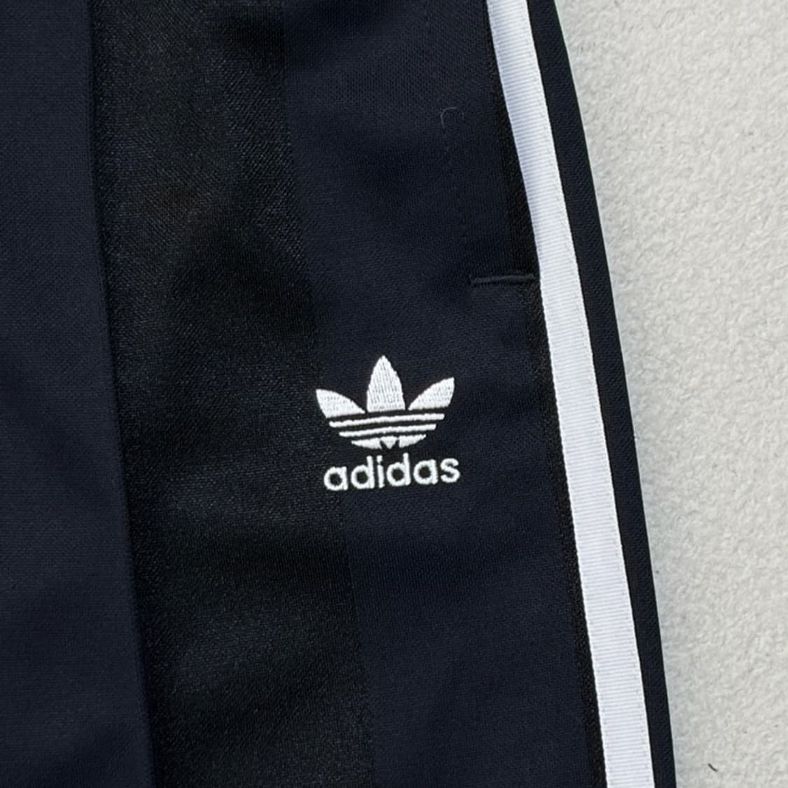 ADIDAS 스트라이프 트랙팬츠 XS 상품이미지2