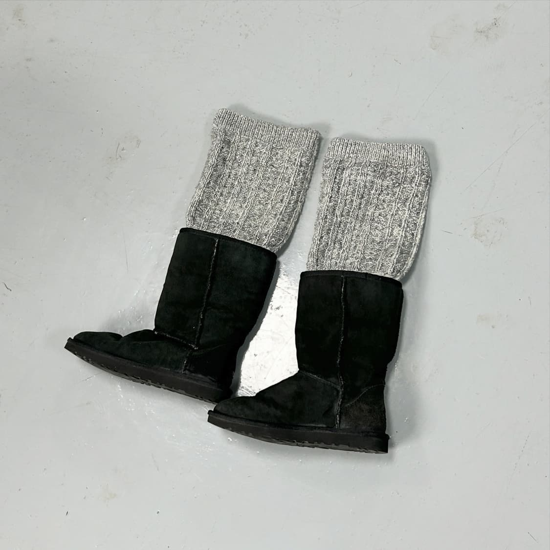 어그 블랙 니트 부츠  상품이미지2