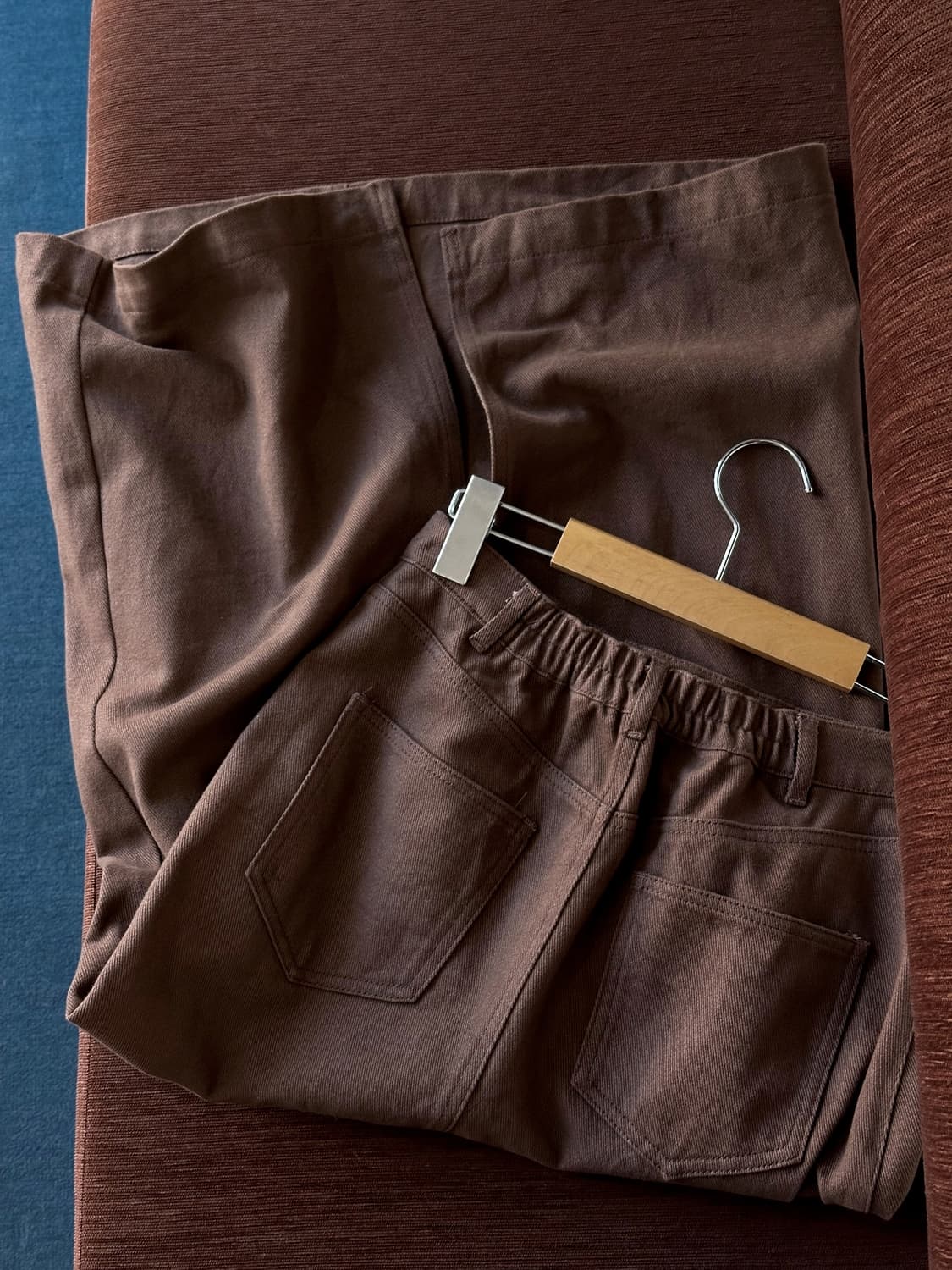 Cotton canvas mid silhouette skirt 상품이미지1