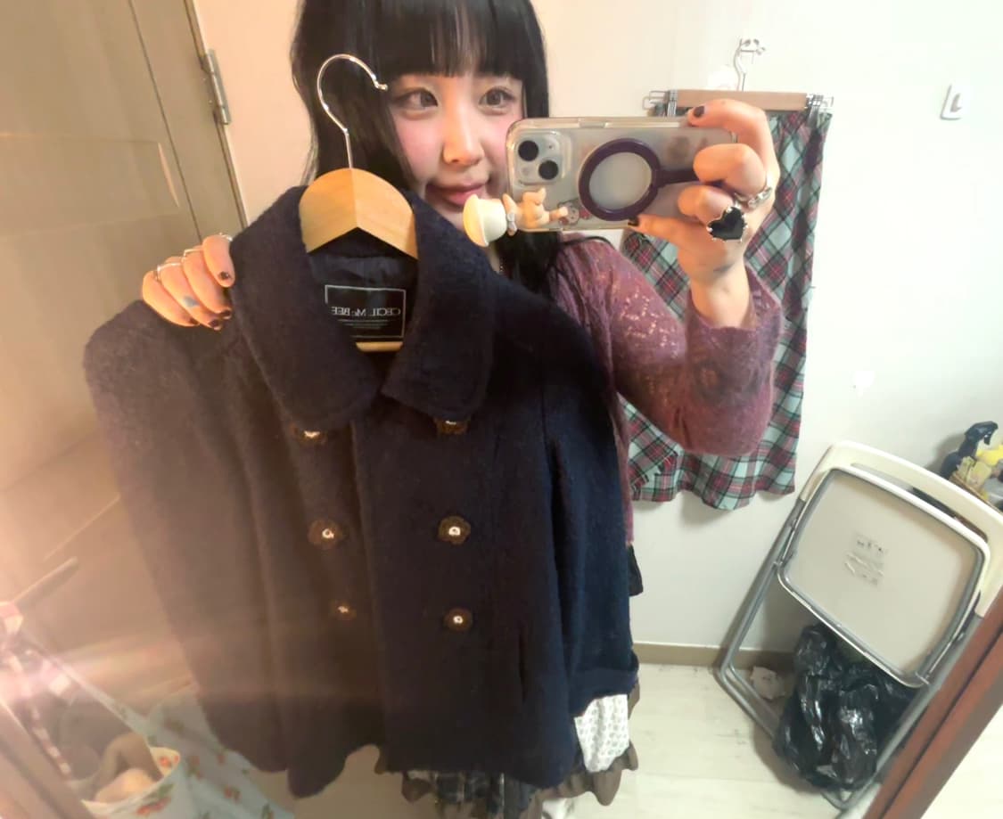 네이비 플라워 장식 코트 상품이미지1