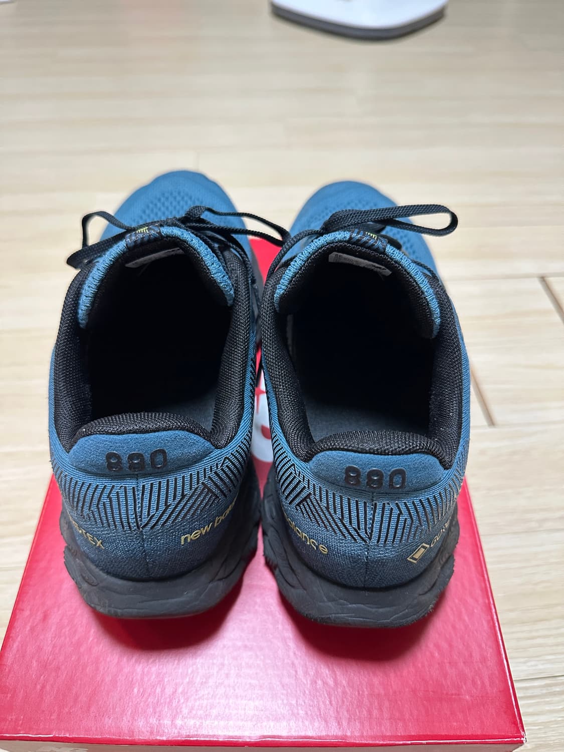 [275] New Balance 880v14 Gore-tex 2E  상품이미지3