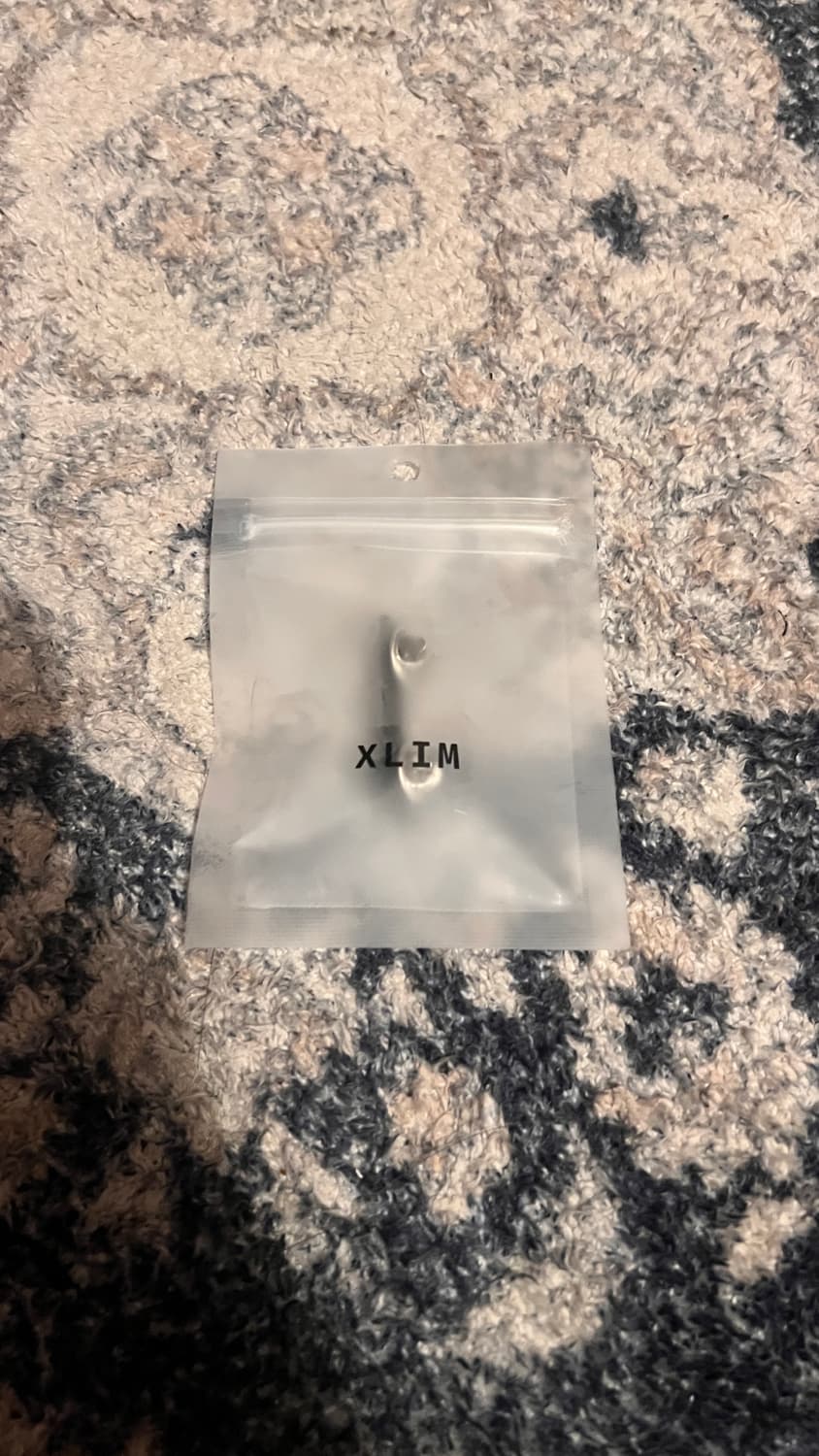 XLIM A CONVERSATION 핀 뱃지 jhxlim 상품이미지2