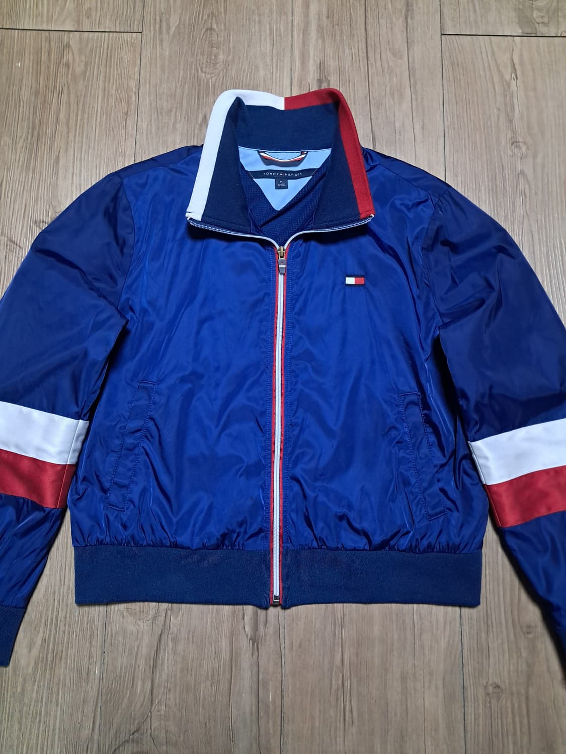 타미힐피거 여성 바람막이 M 상품이미지3