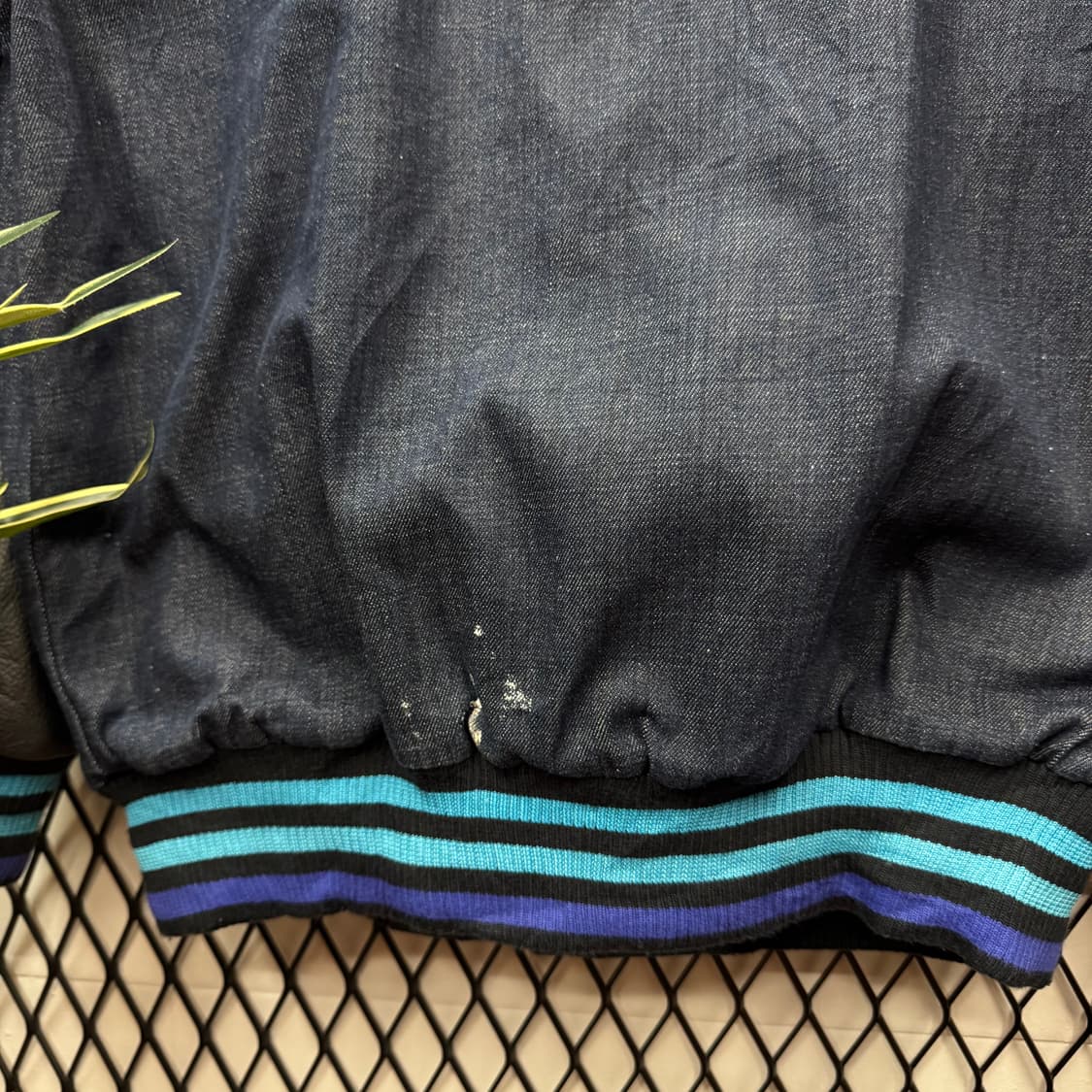 빈티지 데님 레더 바시티 자켓 후면 레더 레터링 포인트 블랙 상품이미지8