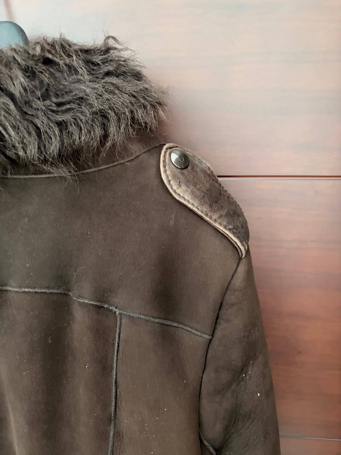 띠어리 10FW 퍼 시어링 무스탕 코트 상품이미지3