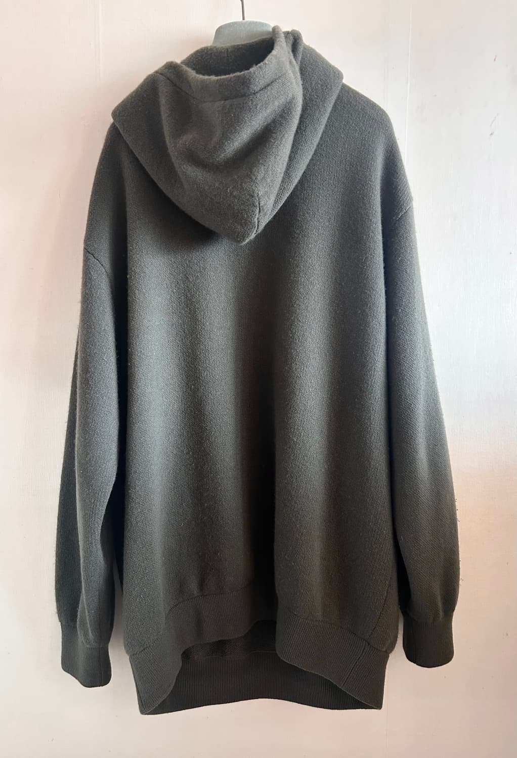 로에베 캐시미어 후디 상품이미지3