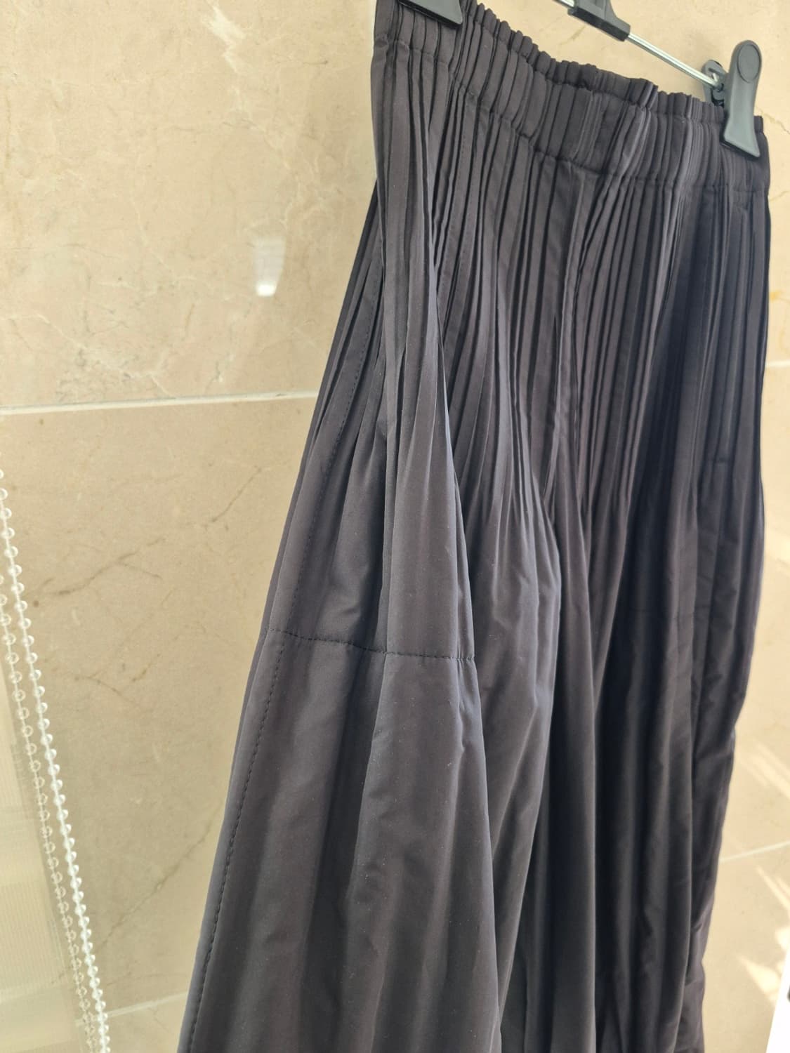 이세이미야케 플리츠플리즈 패디드 팬츠 여성 상품이미지6