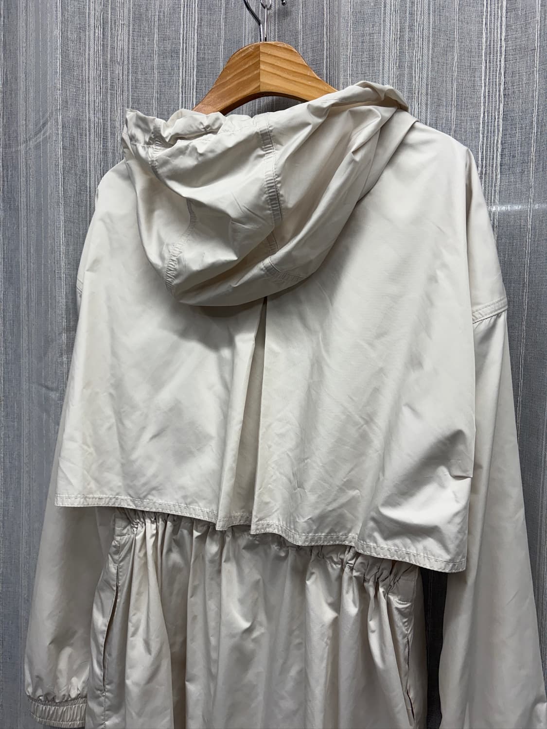 안다르 스트링 레이어드 미들 윈드자켓 바람막이 상품이미지5