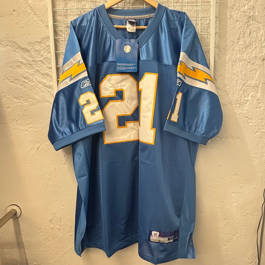 NFL X 리복 LA 차저스 유니폼 져지 2XL 상품이미지1