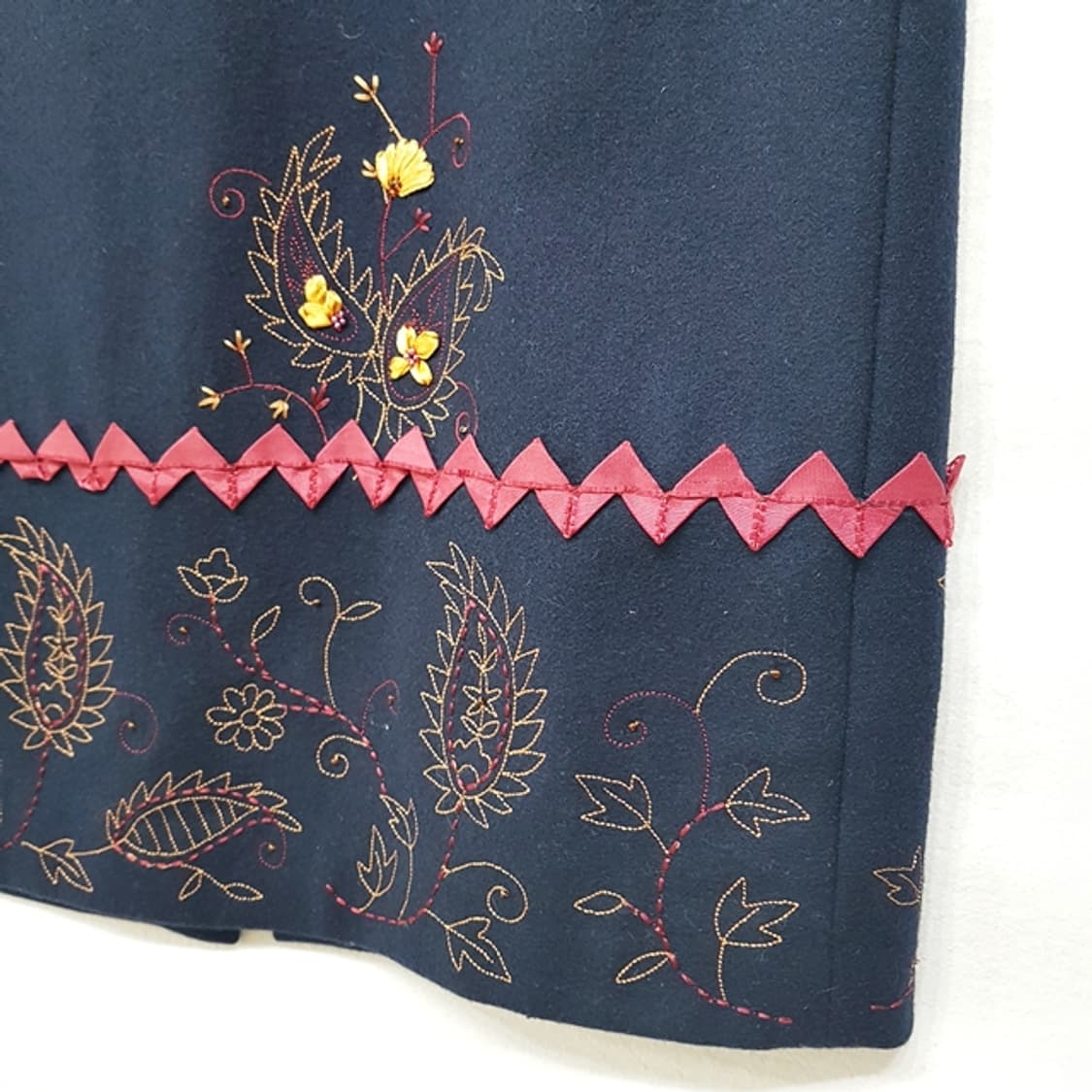 [새상품] LAURA ASHLEY 모직 스커트 네이비 상품이미지5