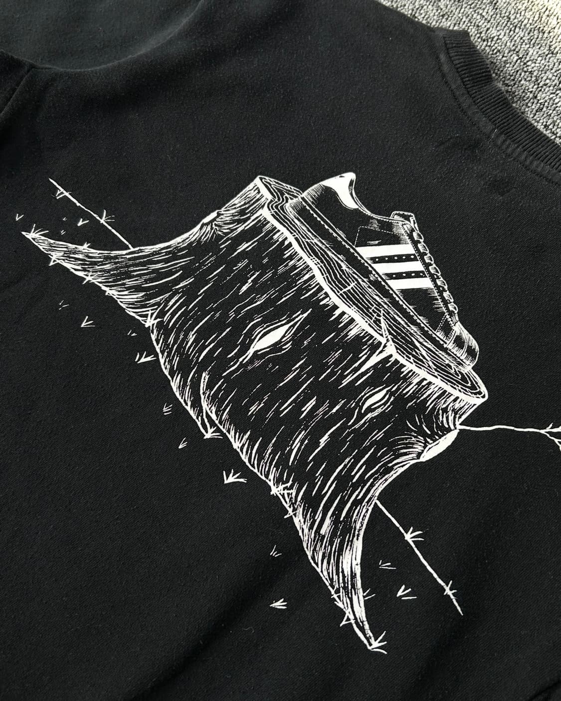 아디다스 블랙 트리 슬림 맨투맨  상품이미지4