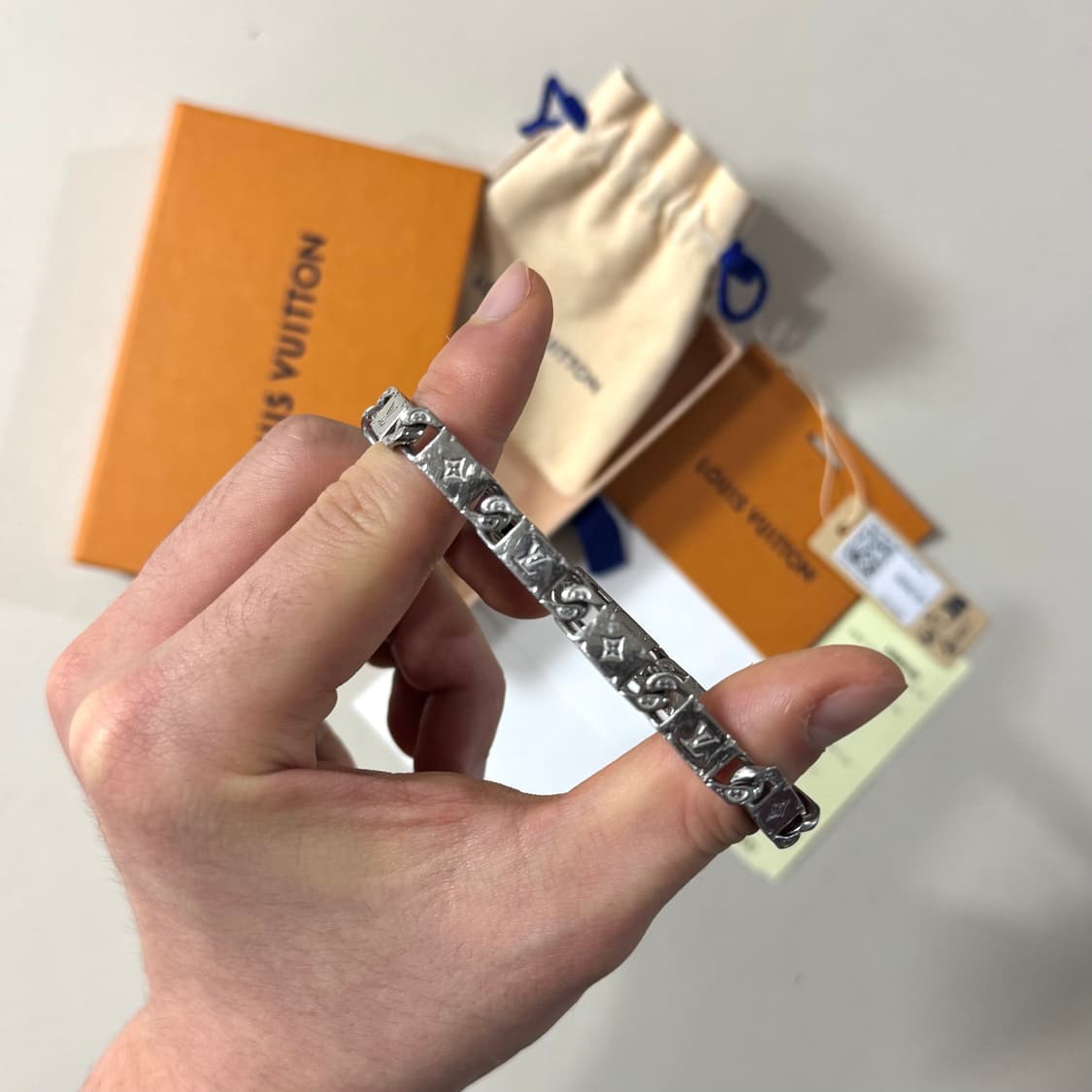 [백화점판/당일출고]루이비통 타이드업 팔찌 상품이미지1