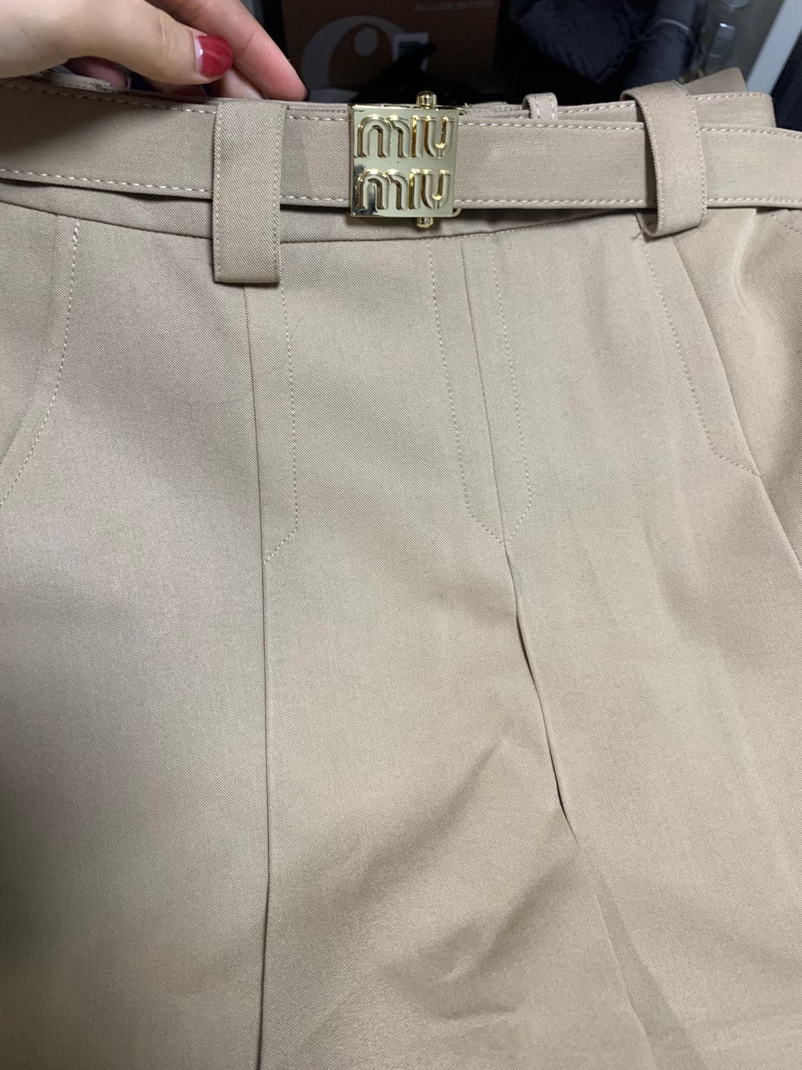 미우미우 베이지 스커트 상품이미지1