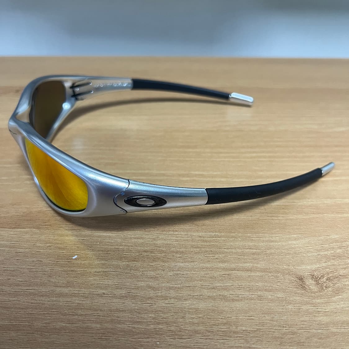 오클리 뉴 스트레이트 자켓 선글라스 실버 상품이미지3
