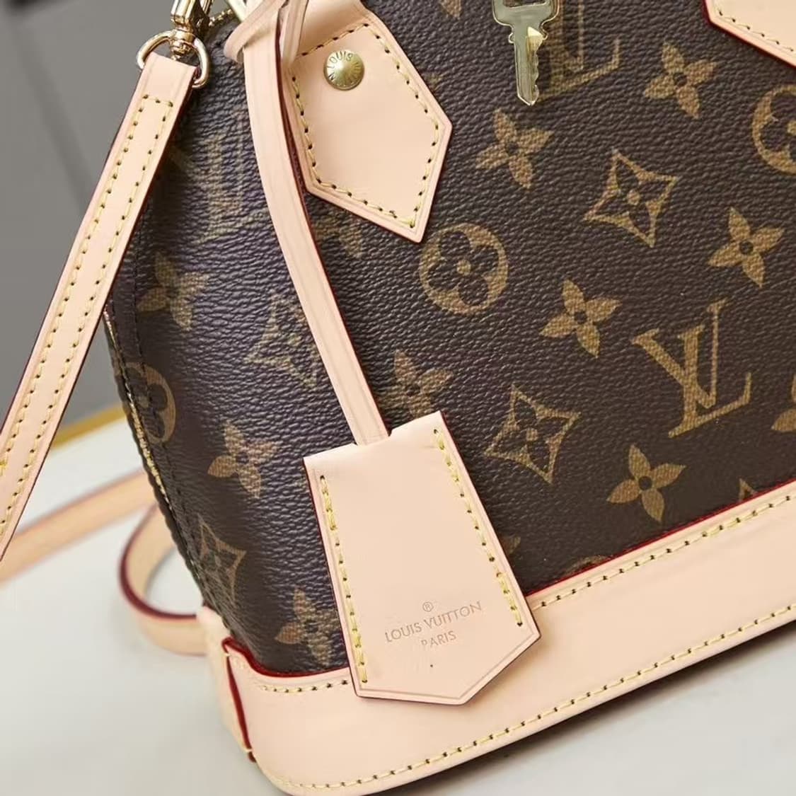 루이비통 알마 BB 모노그램 상품이미지3