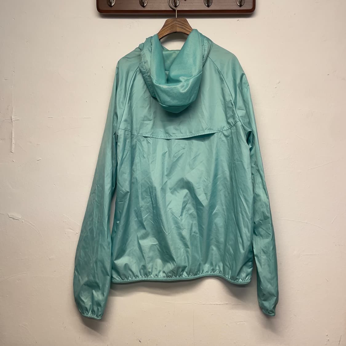 나이키 러닝 윈드러너 민트 자켓  상품이미지4