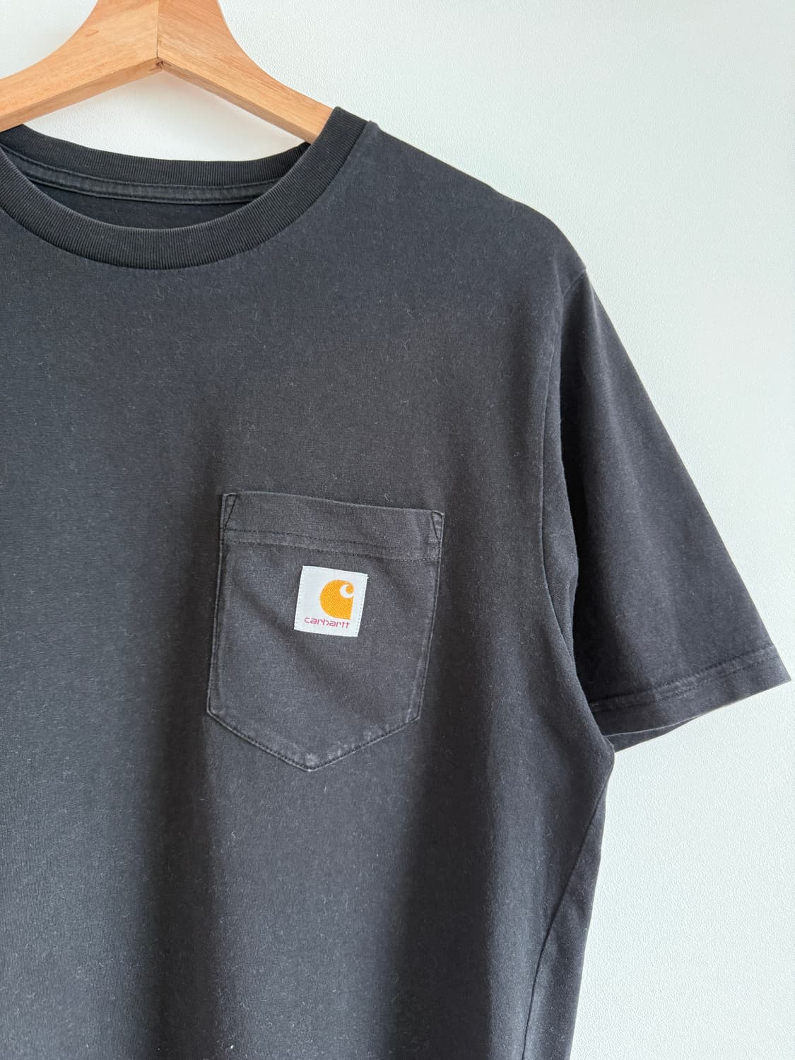 칼하트(Carhartt) 포켓 반팔 티셔츠 상품이미지3