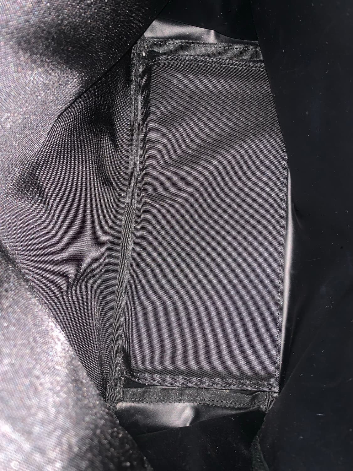 cdg 꼼데가르송 크로스백 M 블랙 상품이미지3