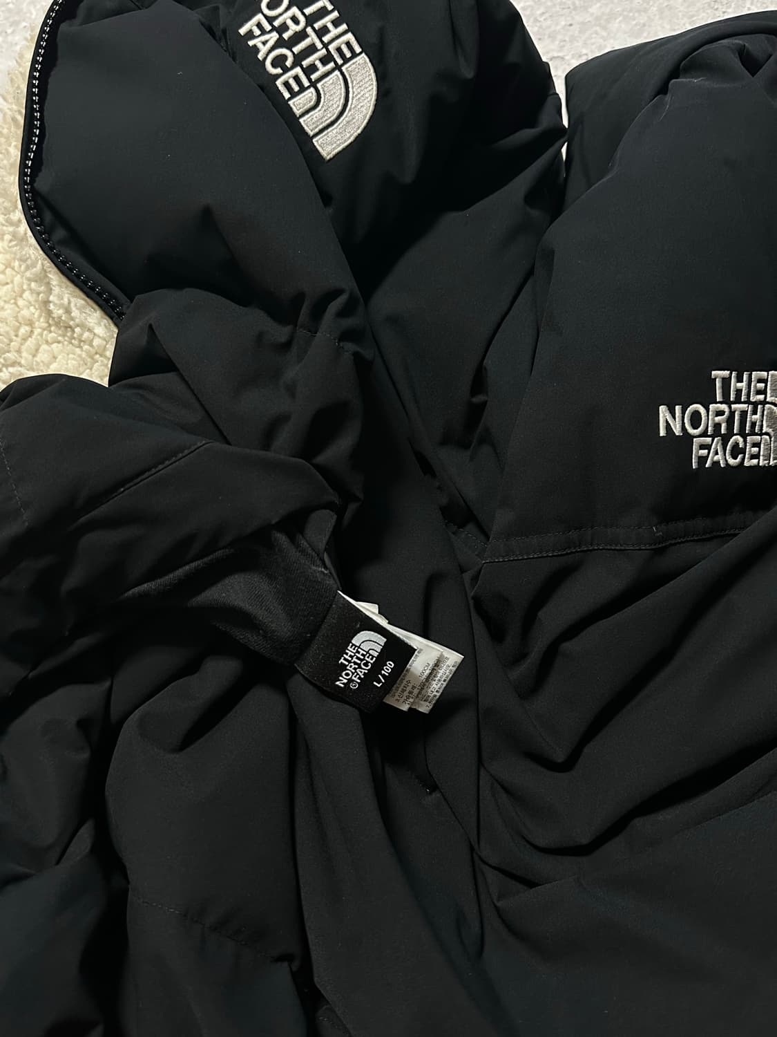 노스페이스 스몰로고 블랙 플리스 양면 패딩 상품이미지6