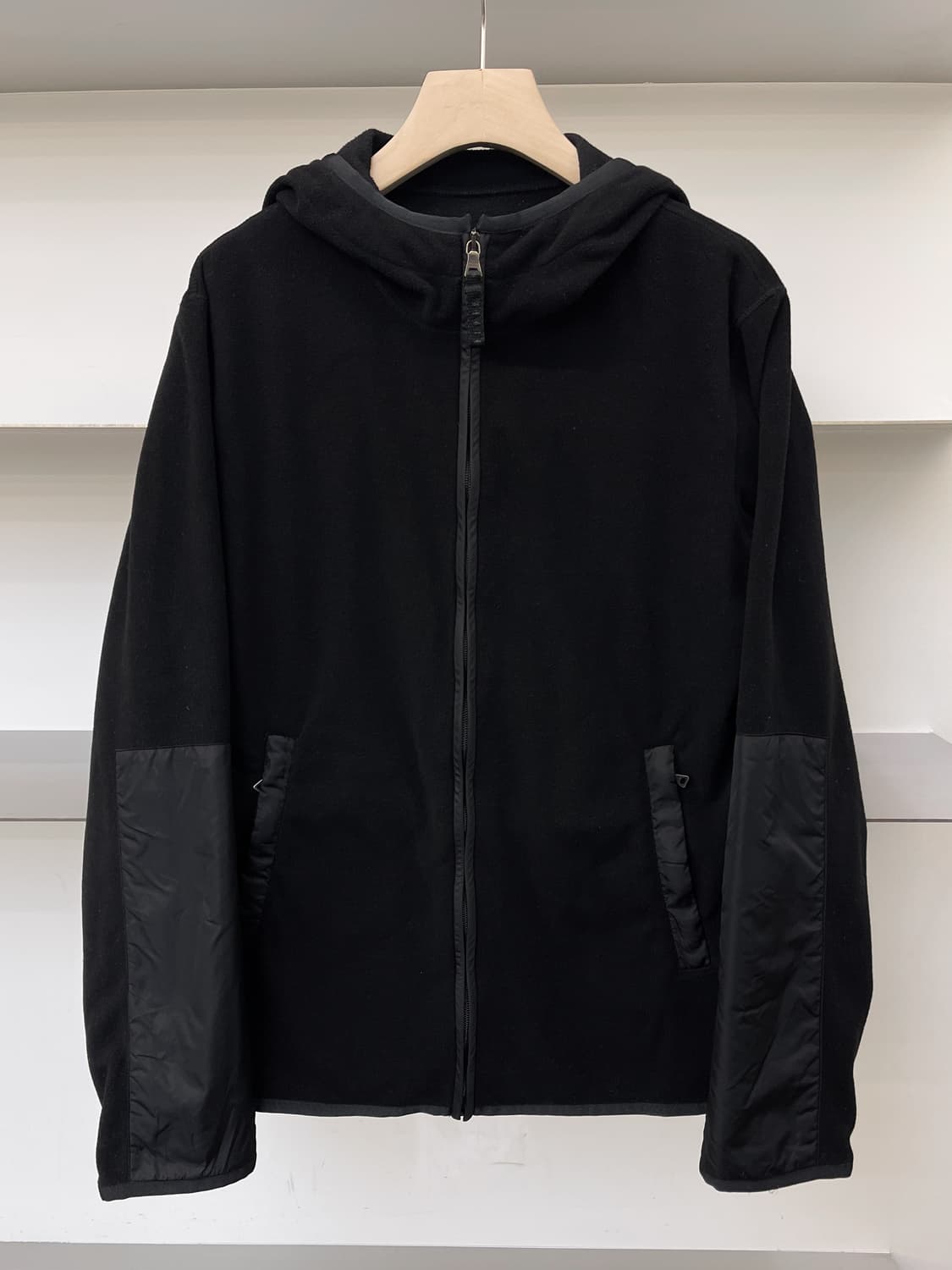 프라다 13aw 플리스 후드 자켓 상품이미지2