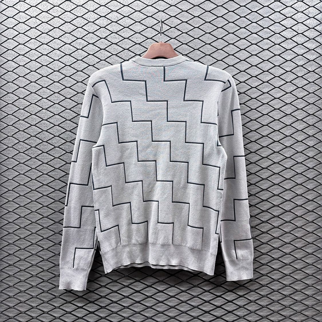 A/X 아르마니 익스체인지 미니멀 패턴 니트 지그재그 디테일 그레이 상품이미지3