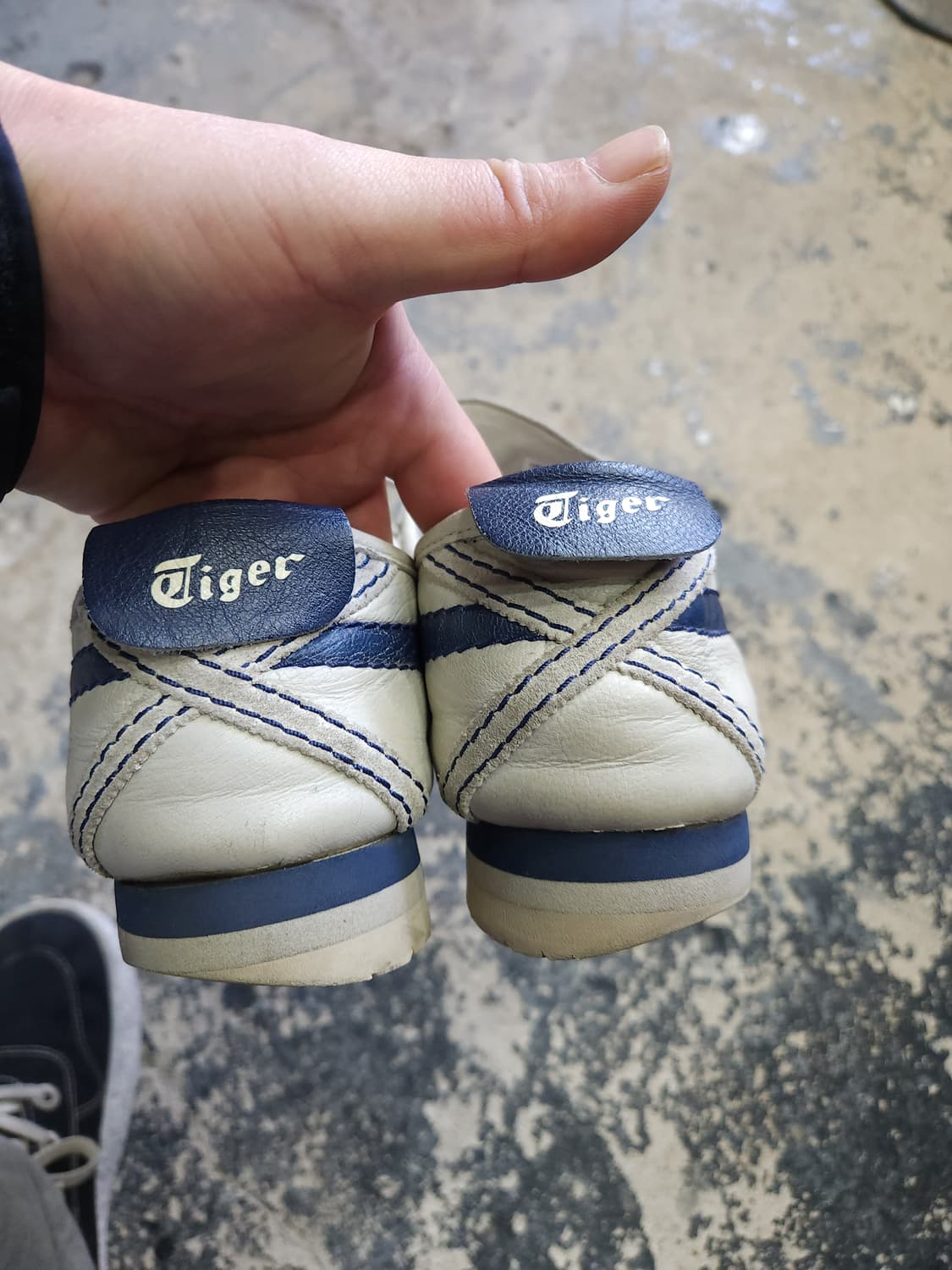 아식스 오니츠카타이거 멕시코 66 SD  280mm

 상품이미지9