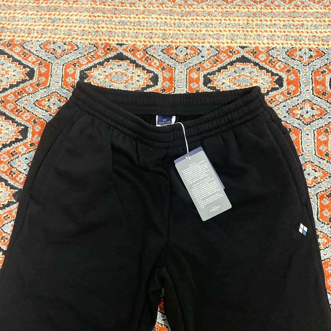 새상품 몽벨 블랙 밍크 기모 밴딩팬츠 남성L 상품이미지2