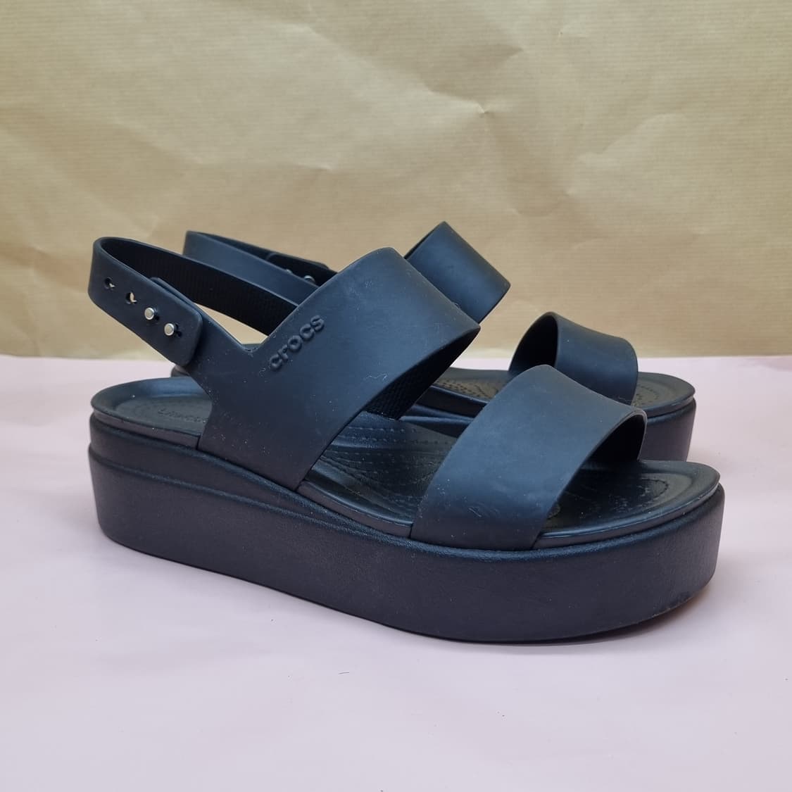 크록스 브루클린로우 웨지샌들W7 240 굽5 상품이미지1