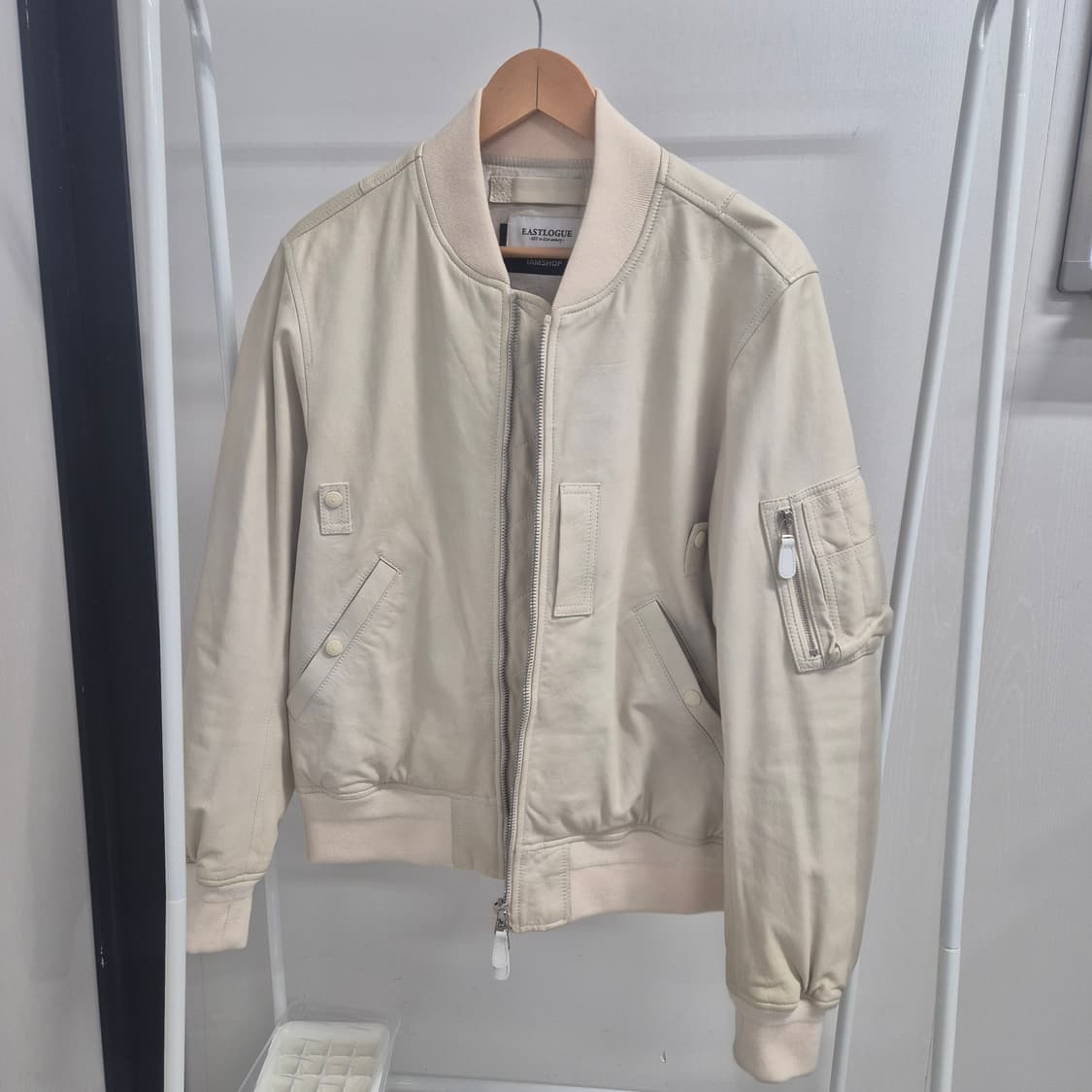 이스트로그 ma1 레더 자켓 무스탕 상품이미지1