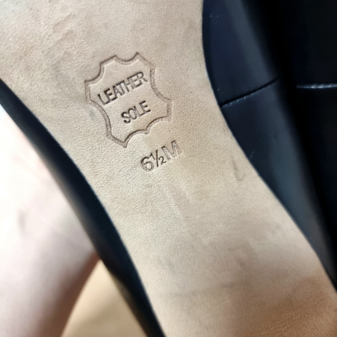 토리버치 가죽 레더 하이힐 펌프스 구두 슈즈 (6.5M/235) 상태최상 상품이미지8