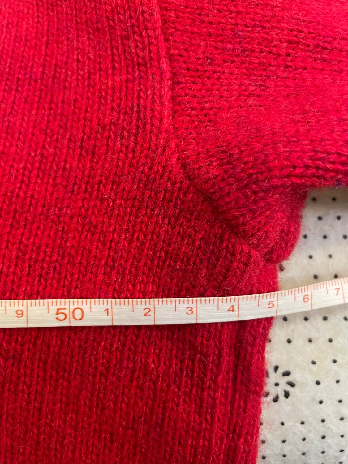 배색 레드니트 빨간니트 크리스마스니트 크리스마스룩 연말룩데이트룩 상품이미지4