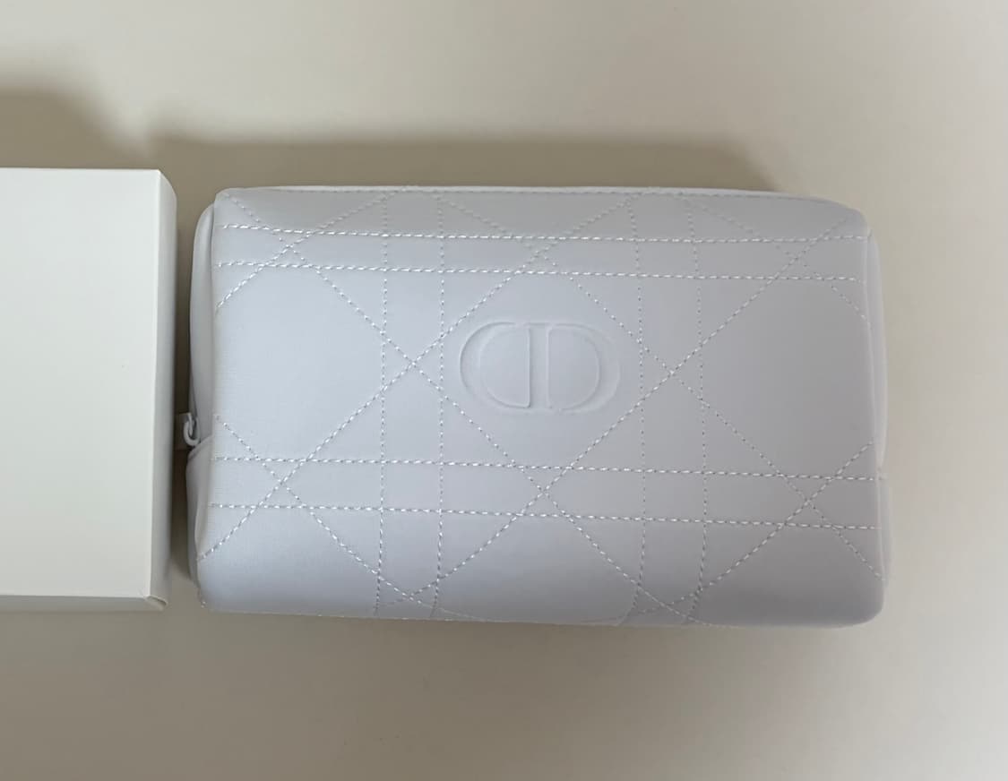 새상품) 디올 까나쥬 화이트 파우치 상품이미지1