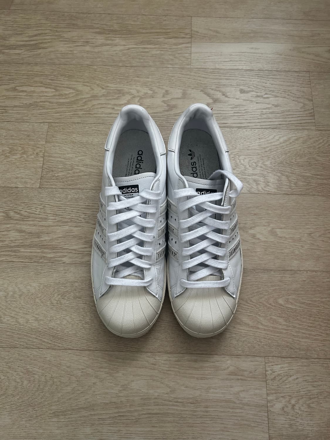 아디다스 휴먼메이드 슈퍼스타 화이트 (280) 상품이미지3