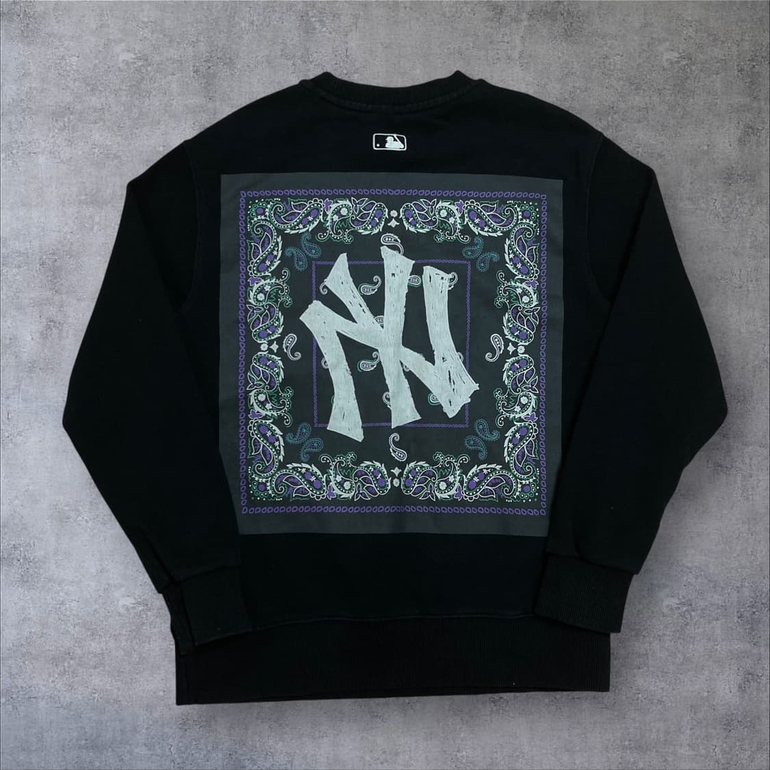 MLB 뉴욕양키스 빅로고 블랙 맨투맨 상품이미지1