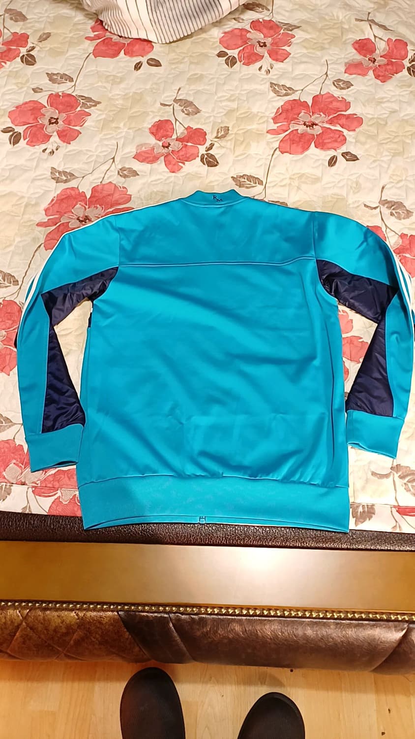 아디다스 레알마드리드 저지 100 가슴53 기장69 상품이미지5