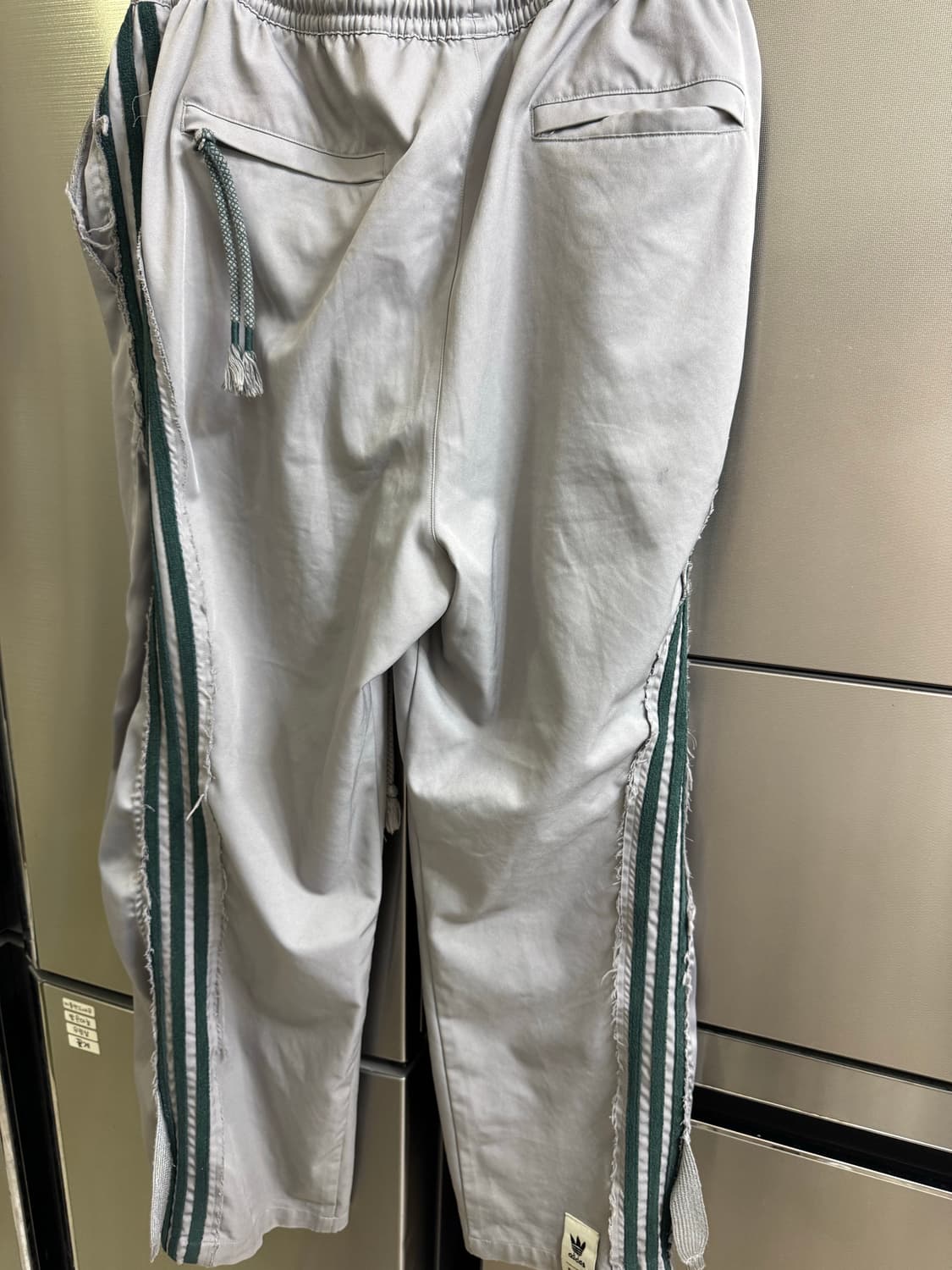 아디다스 송 포더 뮤트 트랙팬츠 상품이미지4